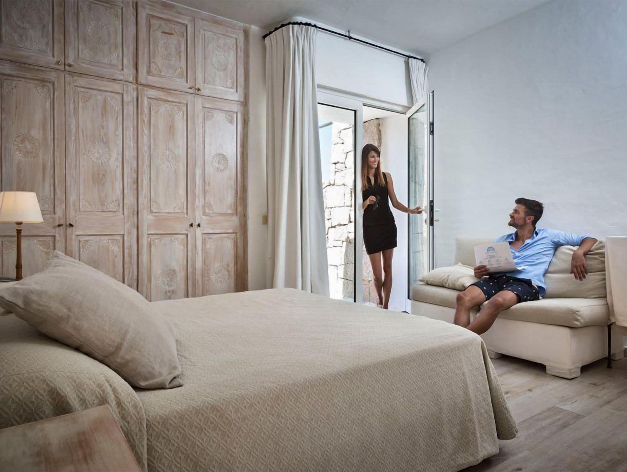 Hotel Grand Relais Dei Nuraghi (Adults Only) Байя Сардиния Экстерьер фото