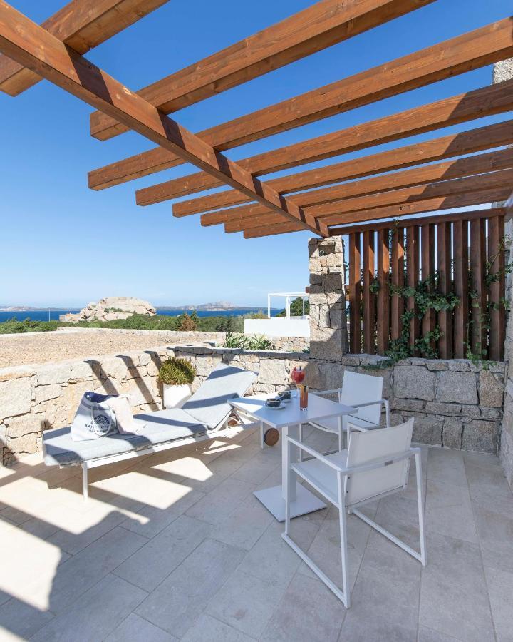 Hotel Grand Relais Dei Nuraghi (Adults Only) Байя Сардиния Экстерьер фото