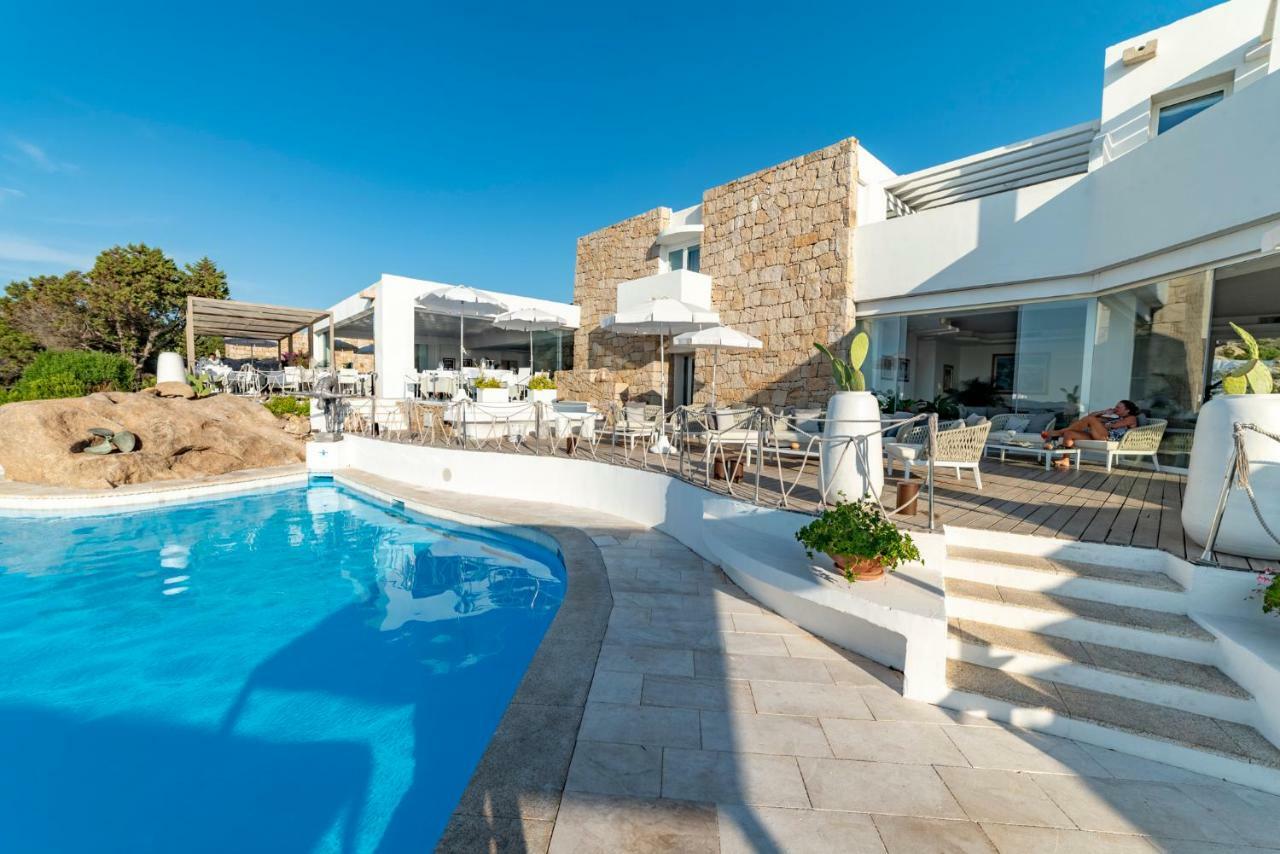 Hotel Grand Relais Dei Nuraghi (Adults Only) Байя Сардиния Экстерьер фото